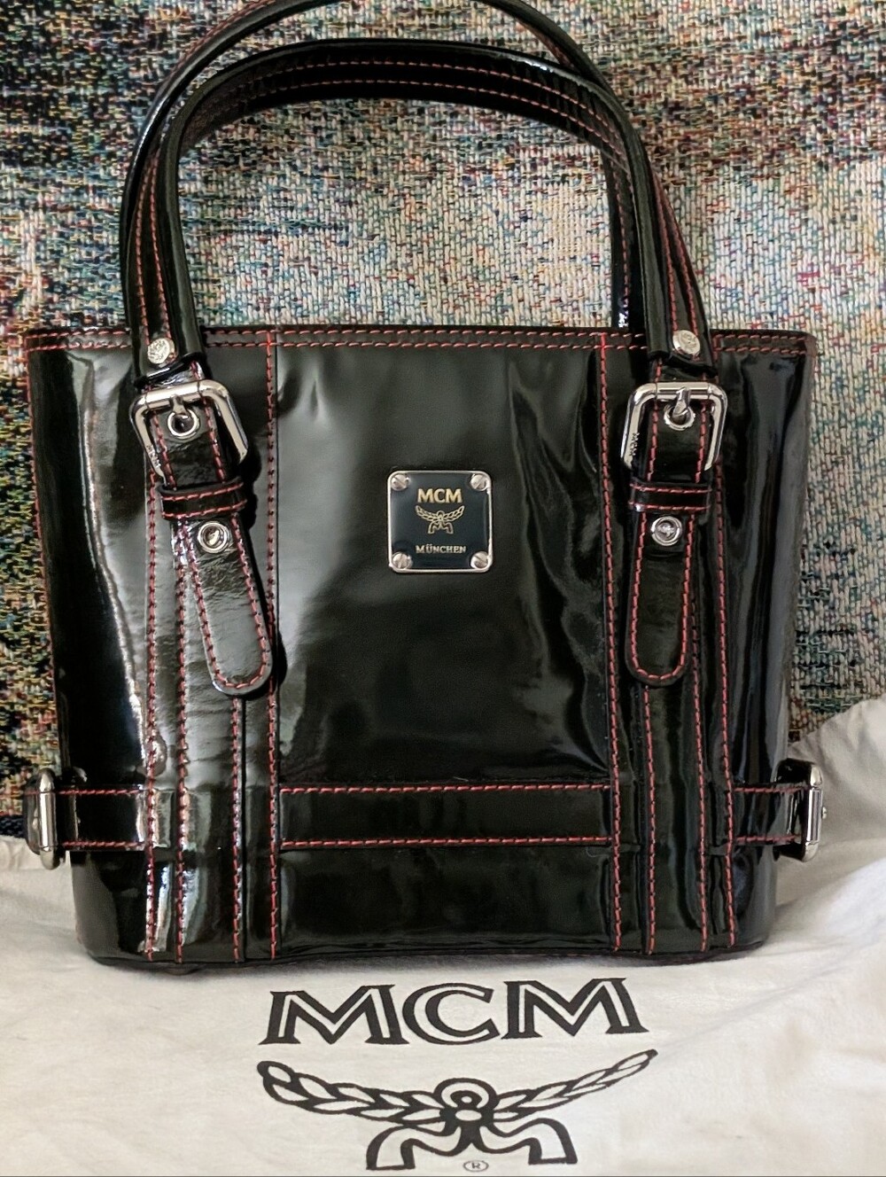MCM Princess Lion Greenish Black Patent Leather Tote Red Stitching Gorgeous!